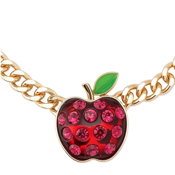 Betsey Johnson Crystal Apple Curb Chain Pendant Necklace New - Picture 5 of 5